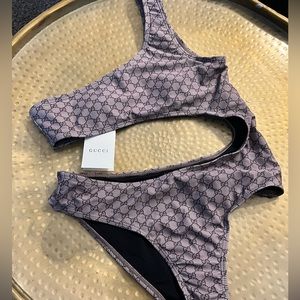 Cut out Gucci one piece